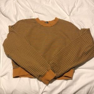 Crop sweater